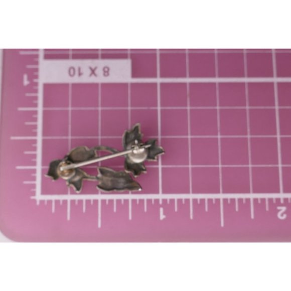 Vintage Sterling Silver Leaf Brooch - Small Brooch With Botanical Design - Picture 3 of 3